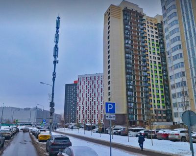 Картинка к материалу: «Житель Новой Москвы пожаловался на вышку сотовой связи рядом с домом»